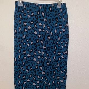 Soft-Feel Leopard Pencil Skirt
